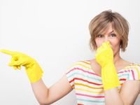 Как избавиться от неприятного запаха в своей квартире
