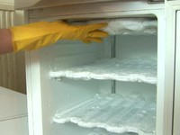 Как разморозить холодильник