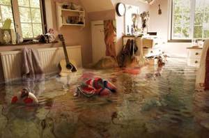 Когда соседи затопили квартиру, нужно сразу перекрыть воду.