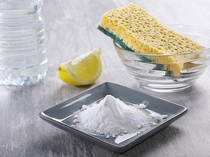 Народные способы и средства чистки утюга от нагара