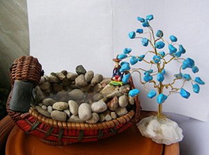 Можно создать устройство-увлажнитель самостоятельно.