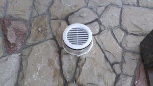 Проверка вентиляции на наличие плесени