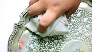 Как самим почистить серебро