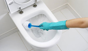 Убрать ржавчину можно механическим и химическим методами