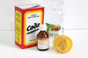 Для чистки ковра можно применять разные народные средства.