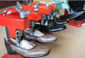 Каким образом растянуть обувь