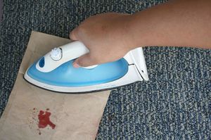 Способ избавится от пятна на бумаге