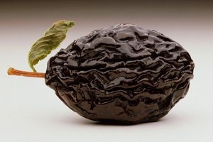 Рекомендации специалистов как сохранить полезные качества чернослива