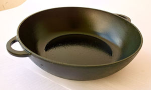 Как пользоваться чугунной посудой