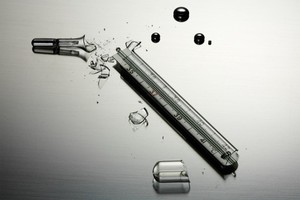 Разбился ртутный термометр в квартире, что делать